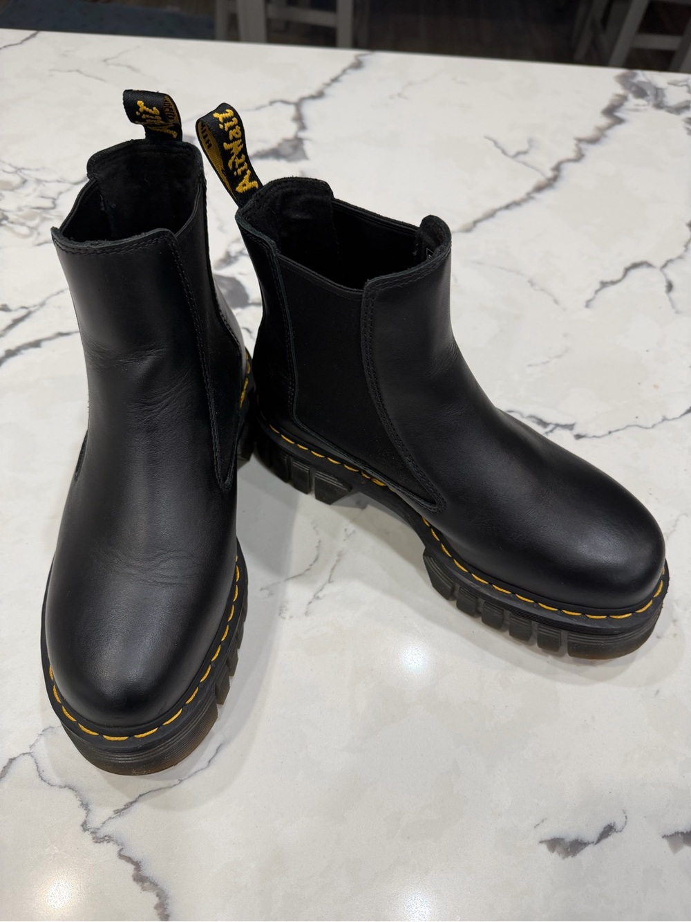 Dr. Martens Black Leather Chelsea Lug Ankle Boots with Yellow Stitching size 8